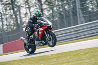donington-no-limits-trackday;donington-park-photographs;donington-trackday-photographs;no-limits-trackdays;peter-wileman-photography;trackday-digital-images;trackday-photos